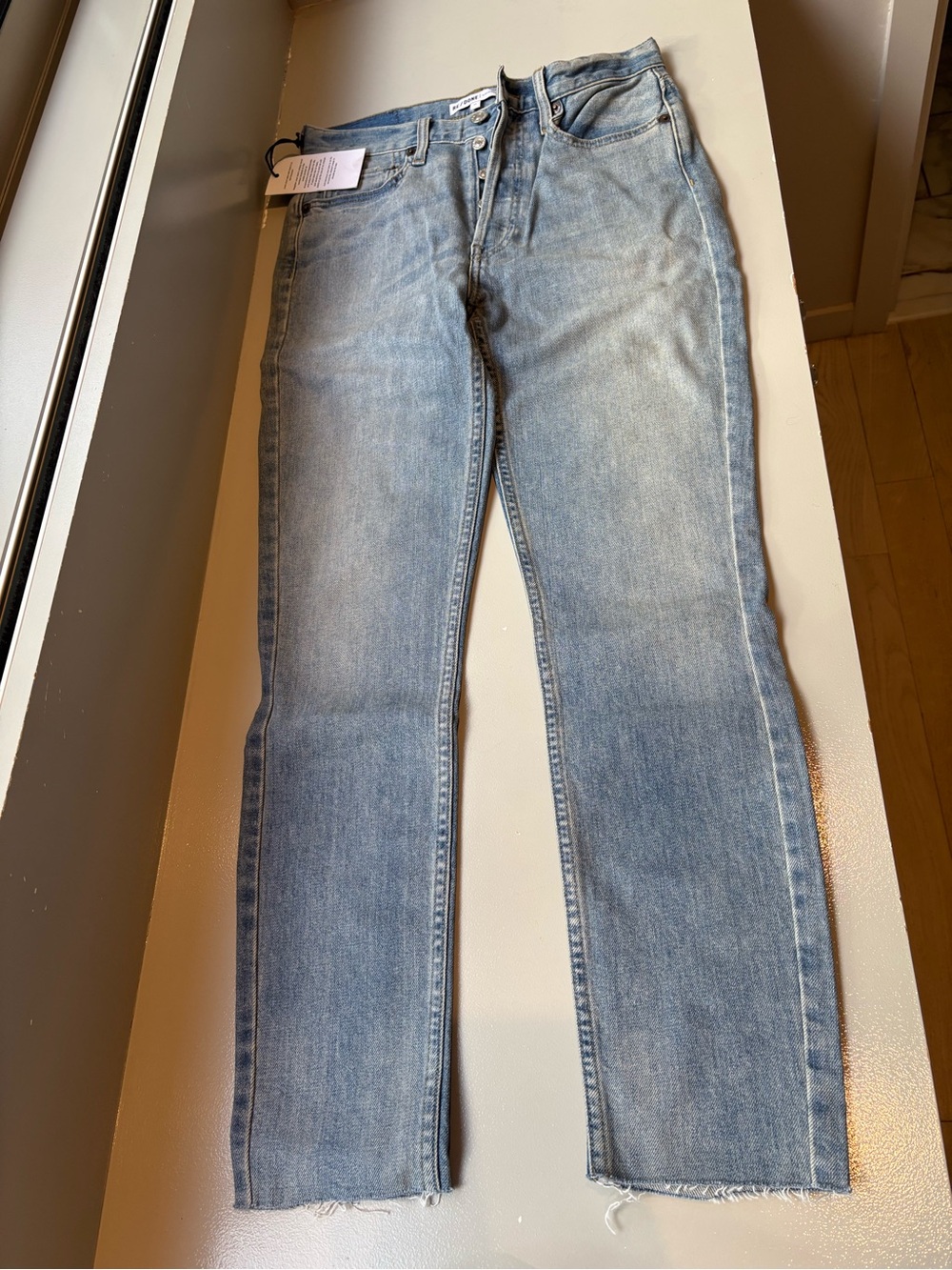 NWT Re/Done Women’s Light Wash Straight Jeans